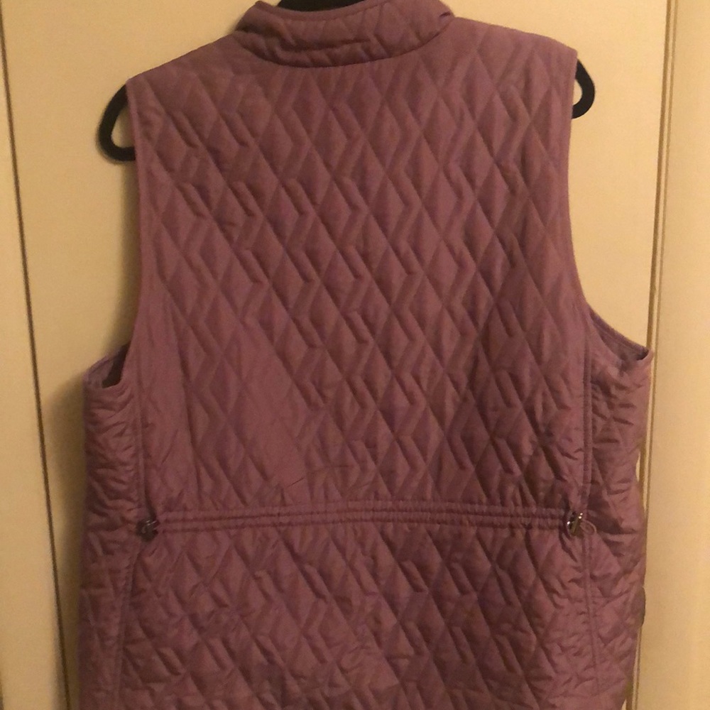 Vest - Picture 3 of 7